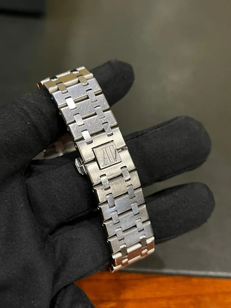 Audemars Piguet Royal Oak Selfwinding 15300ST.OO.1220ST.02